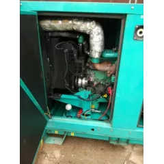 БУ дизельный генератор Cummins c55d5 в кожухе